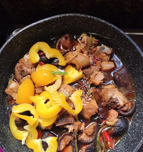 香菇红枣鸡腿汤怎么做？有哪些营养功效？
