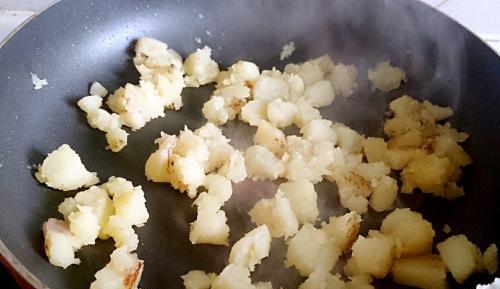 香菇烘蛋怎么做？步骤和技巧有哪些？
