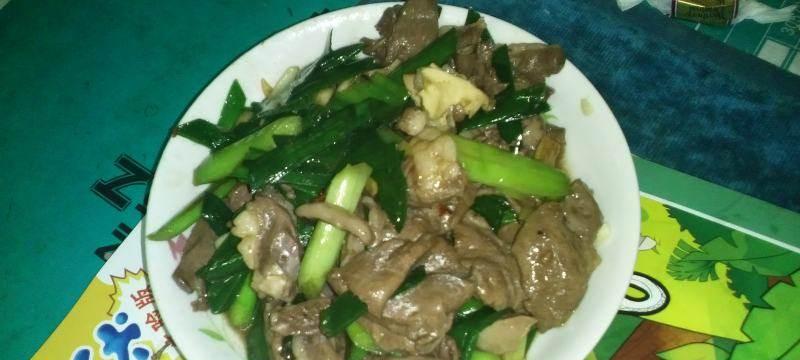 香菇炖猪心的做法是什么？如何炖制出美味的香菇炖猪心？