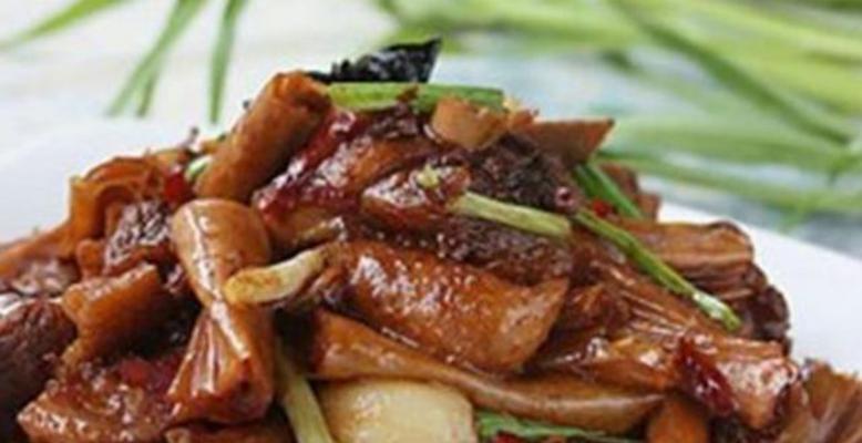 香菇炖鸭怎么做好吃？详细步骤和技巧是什么？