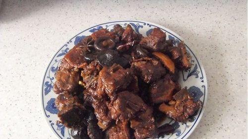 香菇炖小排骨的做法是什么？步骤详解及常见问题解答？