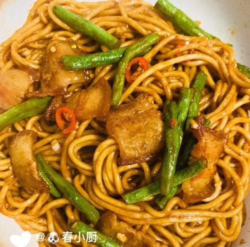 香菇豆角焖面怎么做？步骤和技巧是什么？