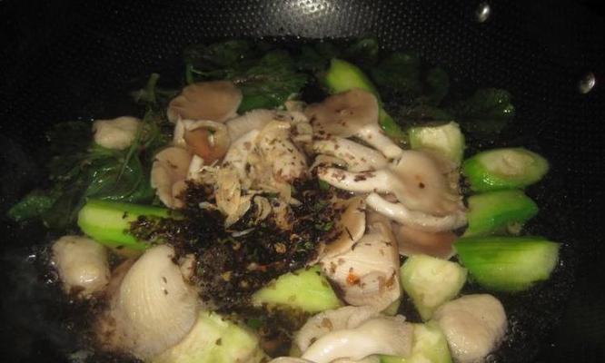 香菇豆腐鱼丸汤怎么做？步骤和技巧有哪些？