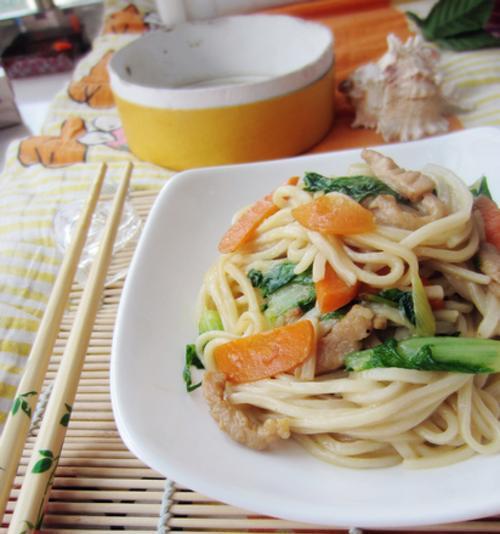 香菇冬笋肉丝炒面怎么做？步骤和技巧是什么？