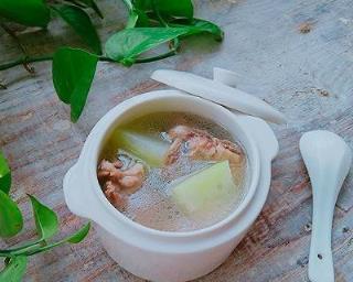 香菇冬瓜排骨汤怎么做？步骤和技巧有哪些？