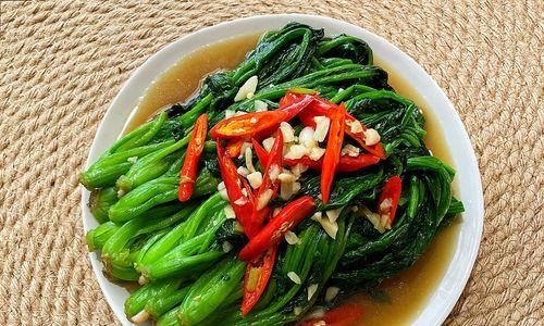 香菇丁炒菠菜怎么做？步骤和技巧有哪些？