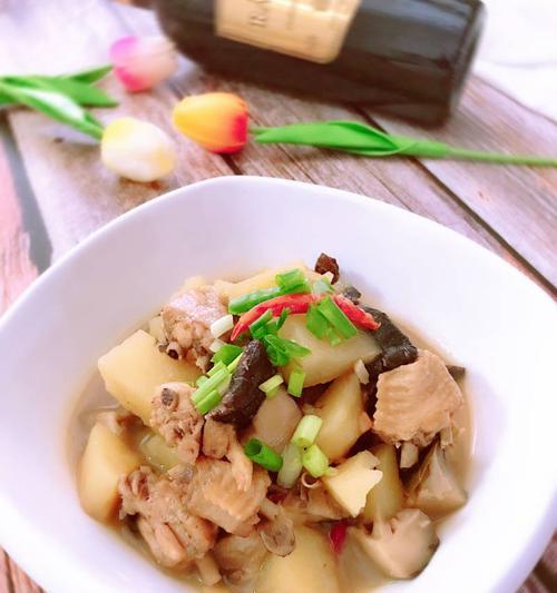 香菇炒土豆条怎么做？步骤和技巧有哪些？