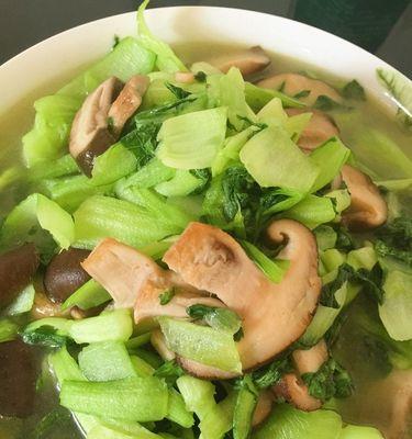 香菇炒青菜的做法是什么？步骤详解及常见问题解答？