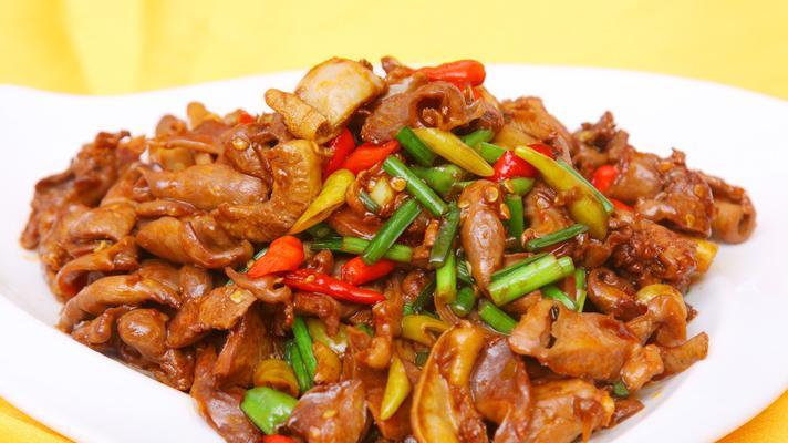 香菇炒鸡脯的做法是什么？步骤详解及常见问题解答？