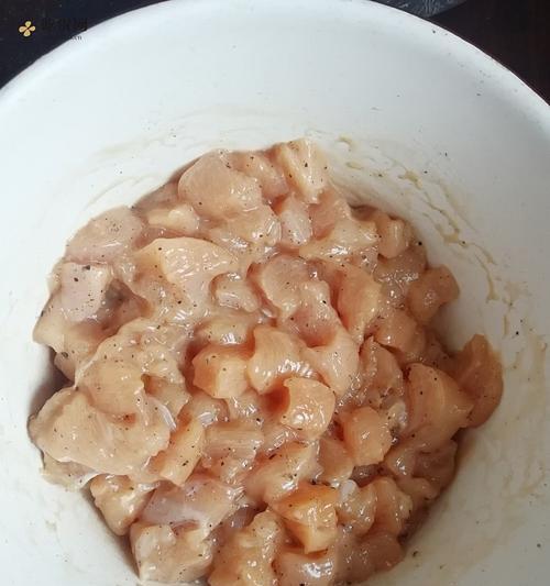 香菇炒鸡脯的做法是什么？步骤详解及常见问题解答？