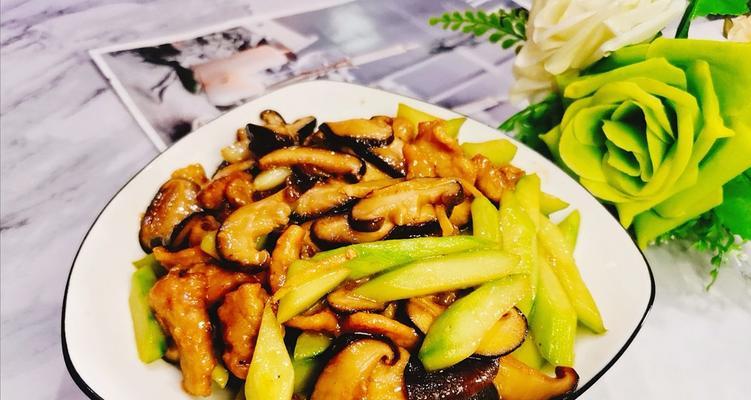 香菇炒黄瓜怎么做？步骤和技巧有哪些？