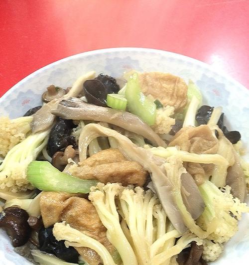 香菇炒花菜怎么做？步骤和技巧有哪些？