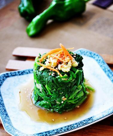 香菇菠菜墩怎么做？步骤和技巧有哪些？