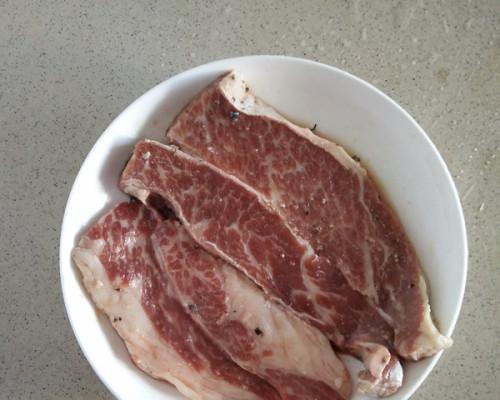 香菇扒牛排怎么做？步骤和技巧有哪些？